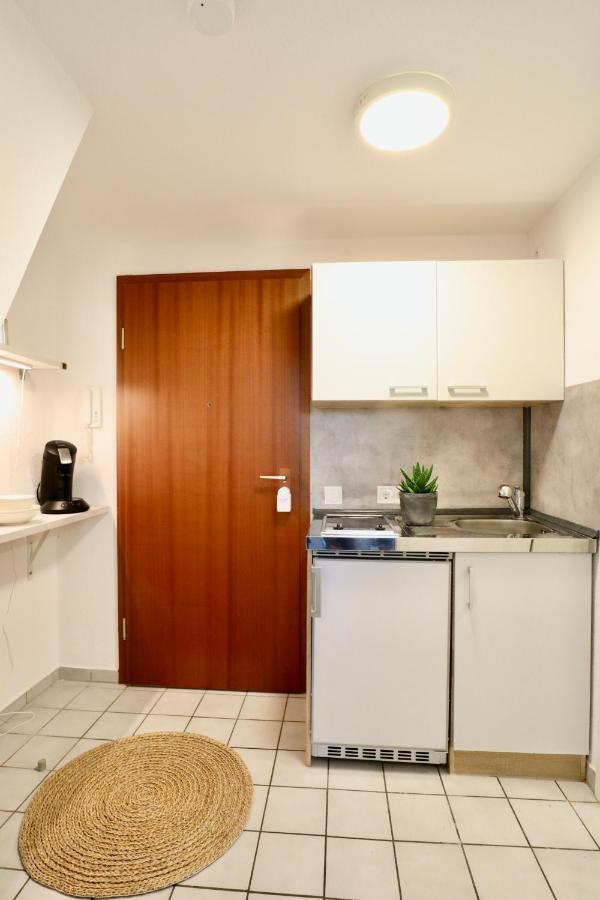 Gallery Apartment: Maisonette + Free Parking + Netflix Эссен Экстерьер фото